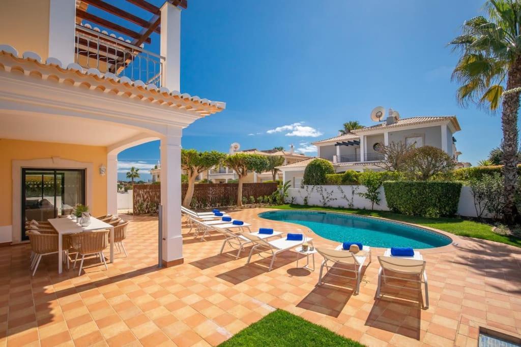 Paradise By Blue Diamond 18 Villa Lagos
